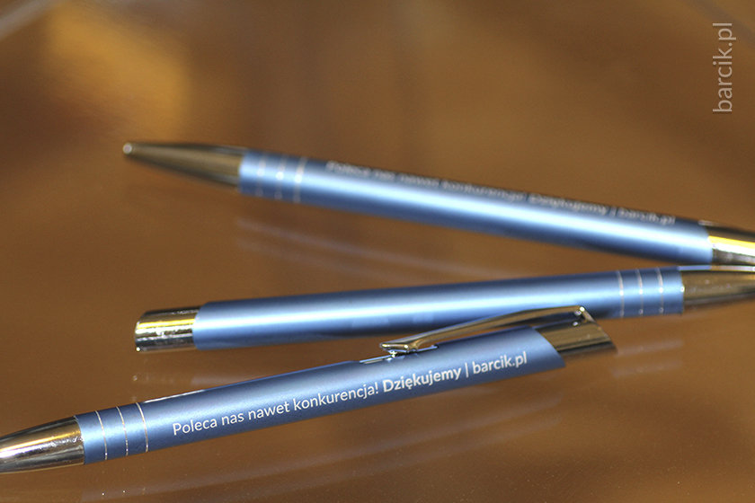 Precyzyjne grawerowanie laserowe zapewnia długopisom doskonałą jakość